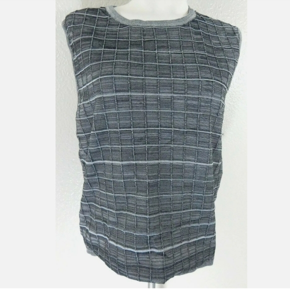 Robert Rodriguez Gray Windowpane Textured Sleeveless Sweater - Picture 2 of 4